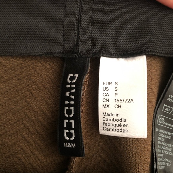 S Divided Texture Leggings - Picture 3 of 3